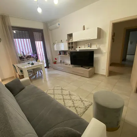 Elegante - Centro E Ospedale * Alessandria